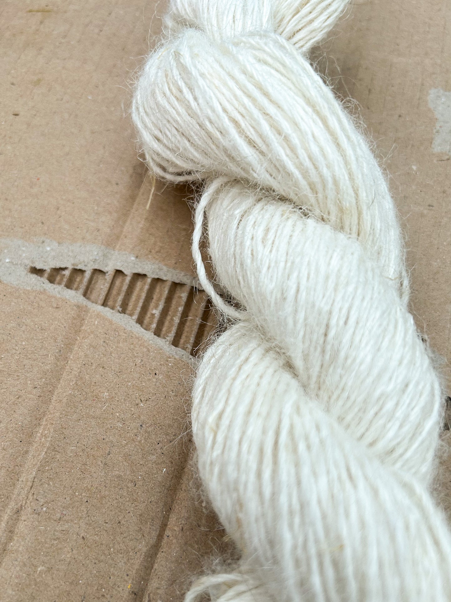 Handspun Navajo (chain) plied Himalayan Nettle Skein ☆ 97g 3ply Yarn