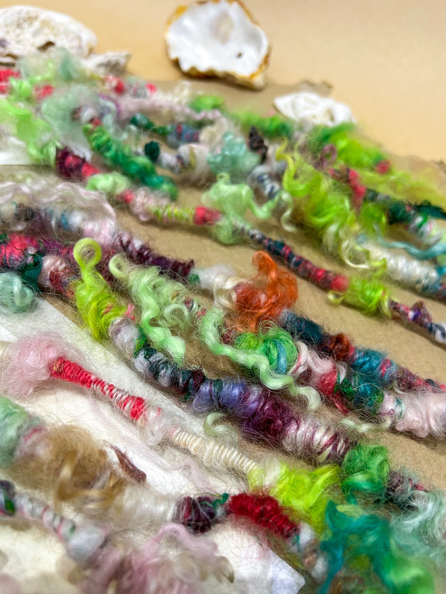 Handspun "Supercoils and Locks" teeswater, merino, ribbon and alpaca Skein ☆ 60g/4m Art Yarn