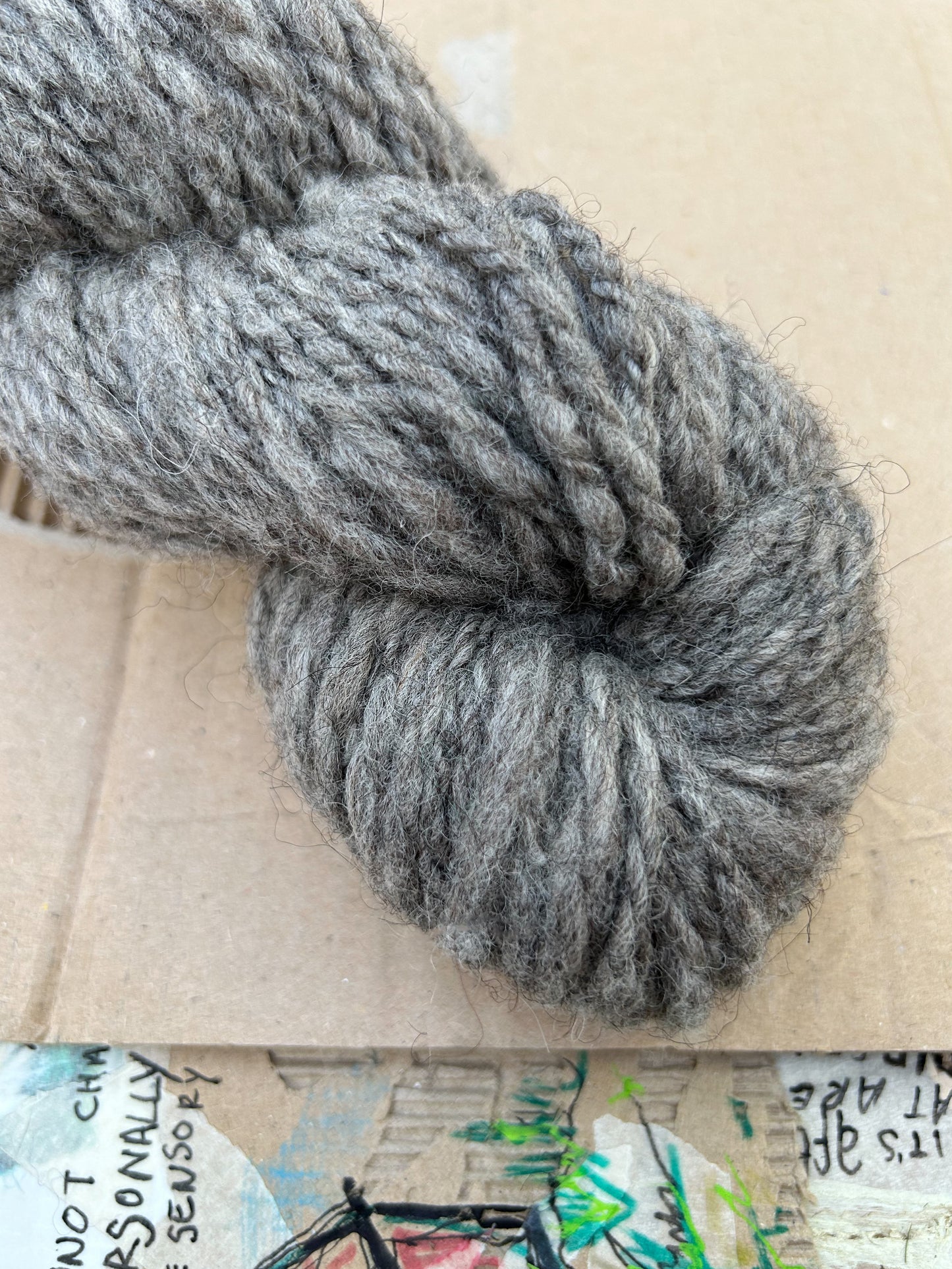 Handspun 2ply 100 % Grey Shetland Wool Skein ☆ 105g 2ply Yarn