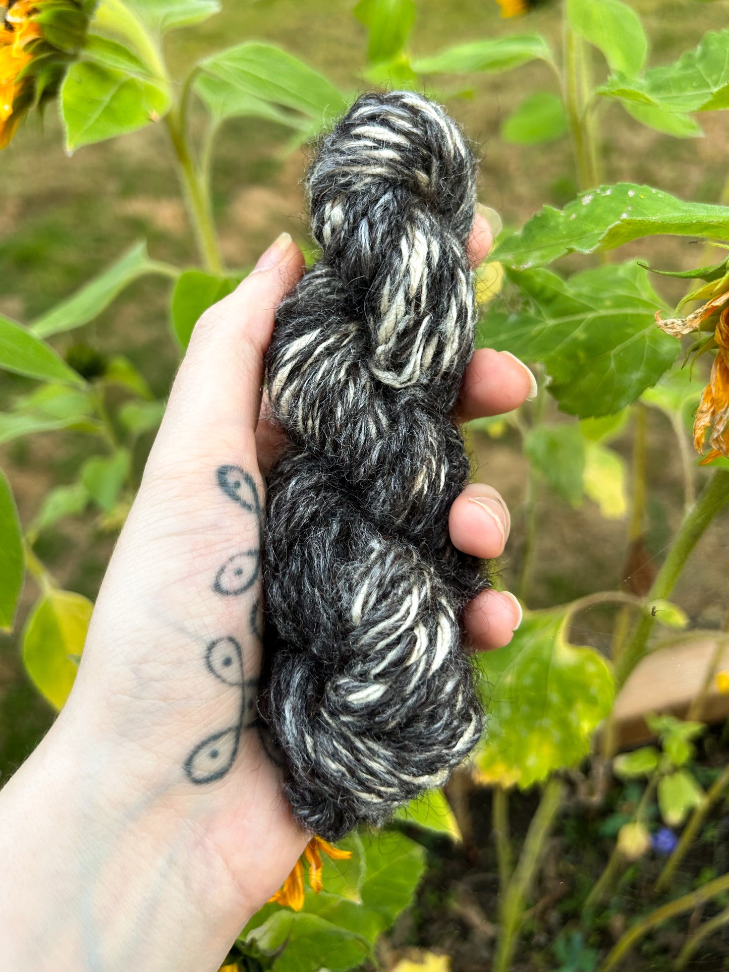 Handspun Navajo (chain) plied Tussah Silk and Alpaca Sampler Skein ☆ 22g 3ply Yarn