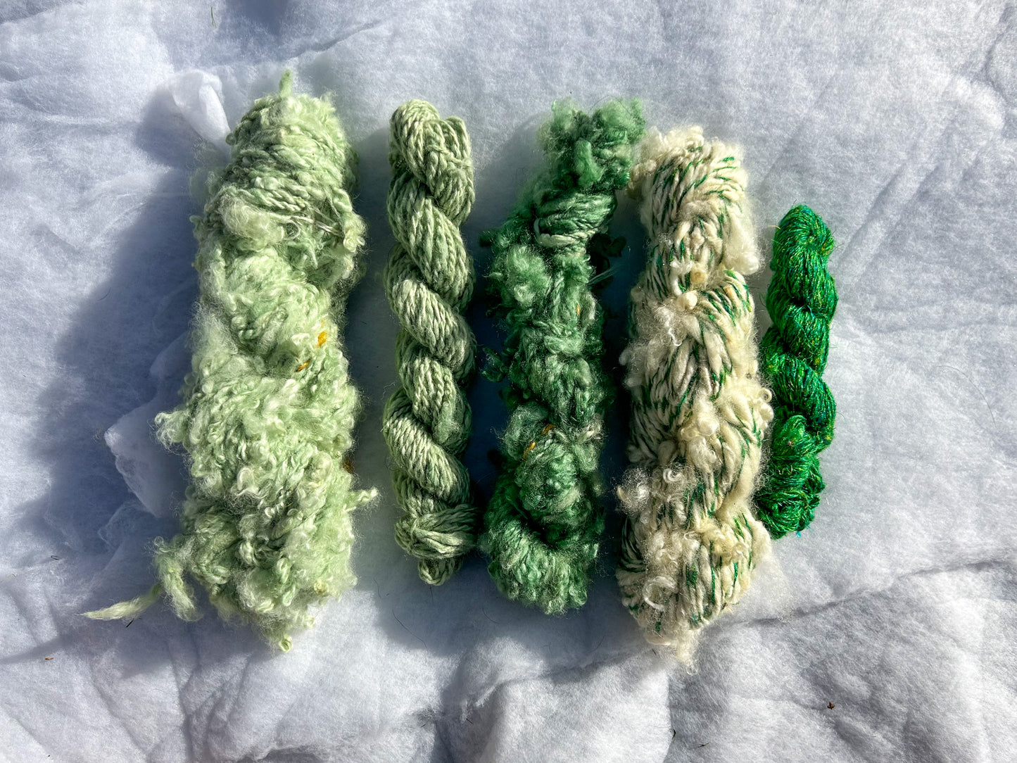 Handspun Green Chlorophyllin Dyed Lock Spun Baby Alpaca 2ply Skein ☆  110g Naturally Dyed Alpaca Yarn