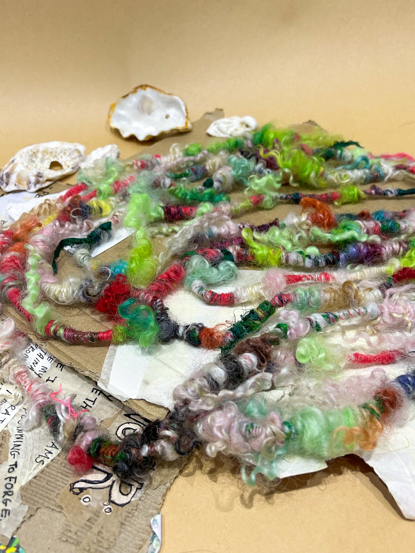 Handspun "Supercoils and Locks" teeswater, merino, ribbon and alpaca Skein ☆ 60g/4m Art Yarn