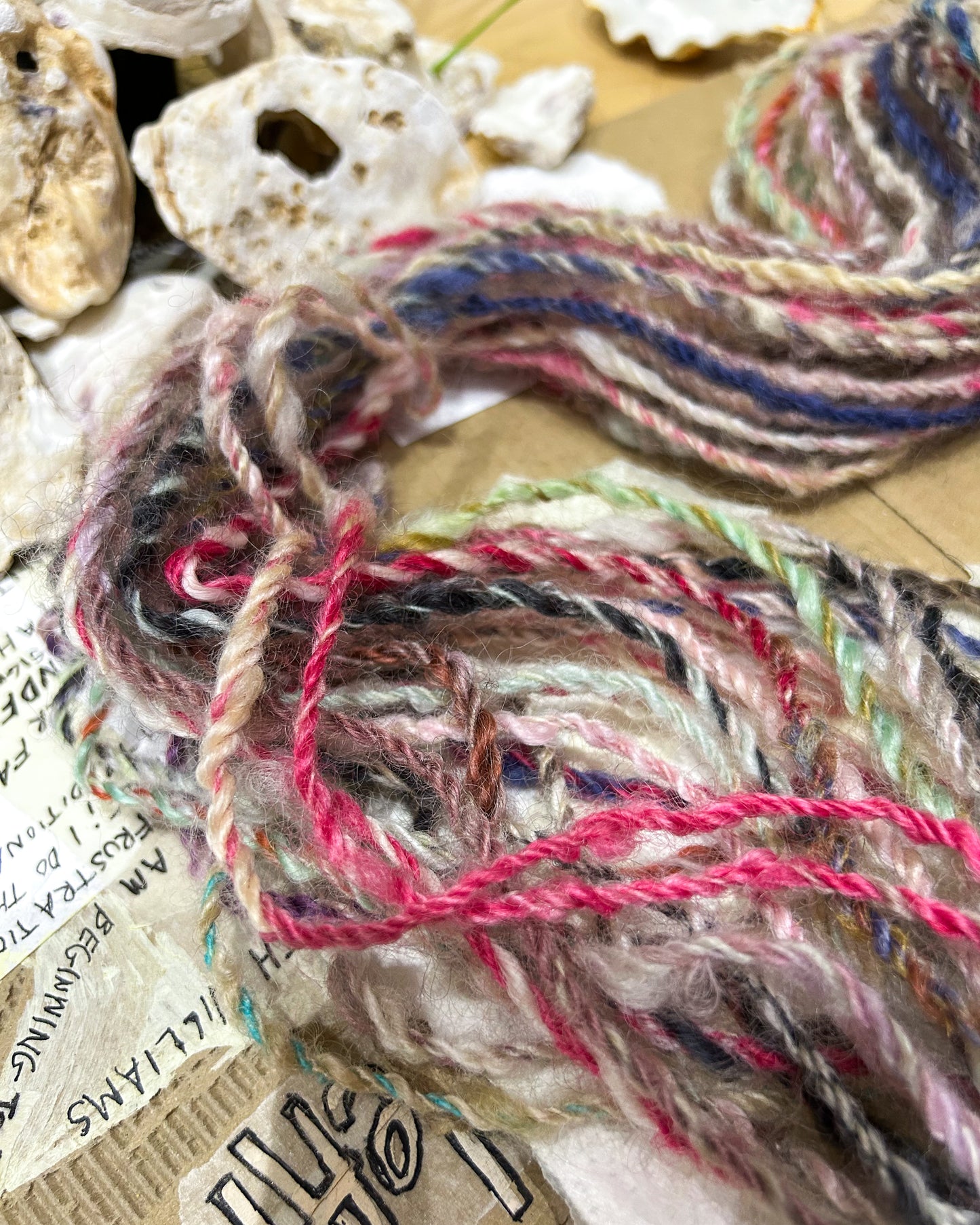 Handspun "Faded Rainbow" woolen spun teeswater skein☆ 80g Chain plied 3ply Worsted weight Yarn